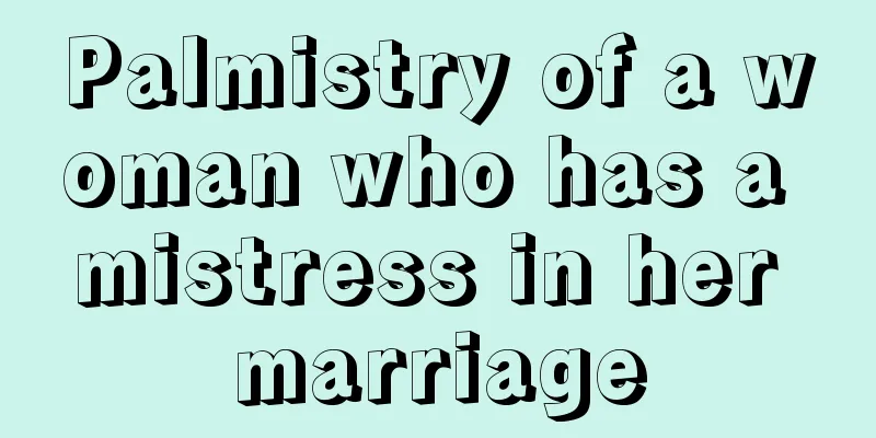 Palmistry of a woman who has a mistress in her marriage