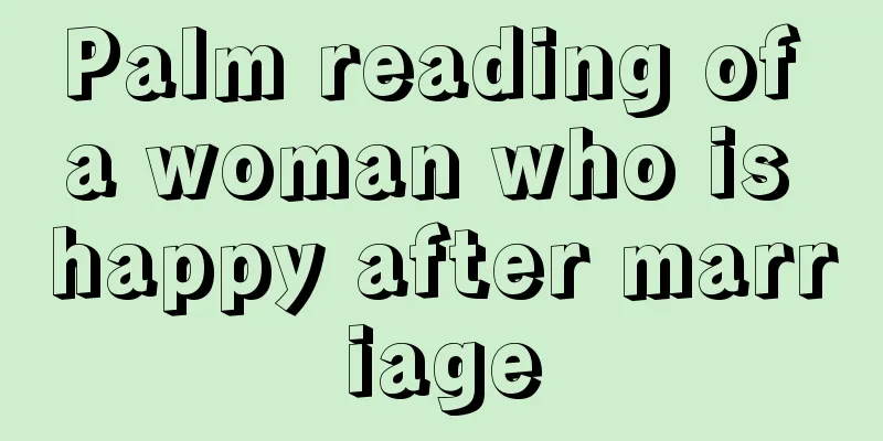 Palm reading of a woman who is happy after marriage