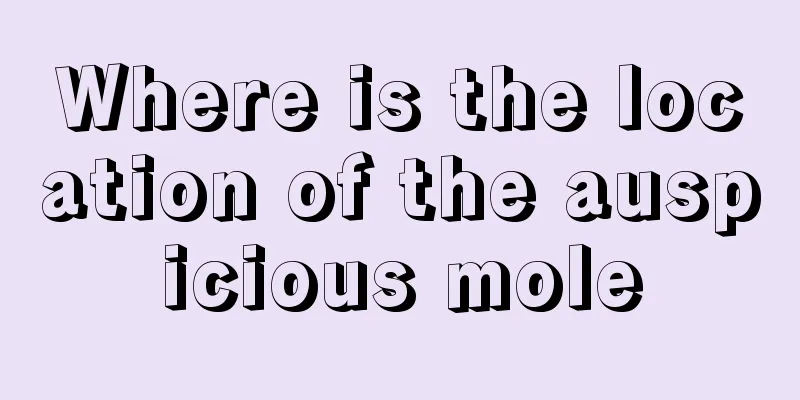 Where is the location of the auspicious mole