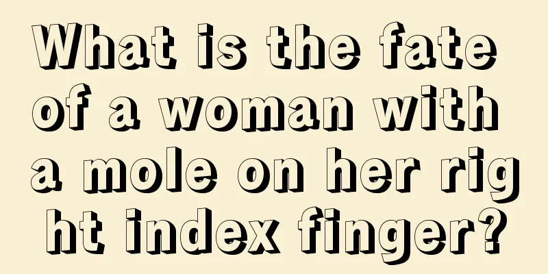 What is the fate of a woman with a mole on her right index finger?