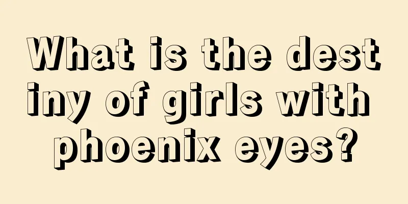 What is the destiny of girls with phoenix eyes?