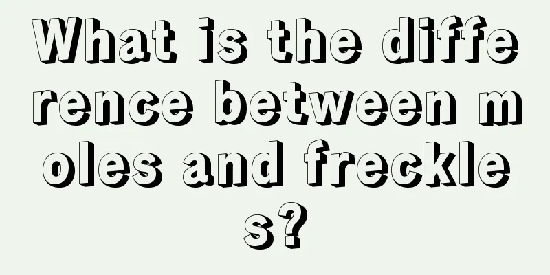 What is the difference between moles and freckles?