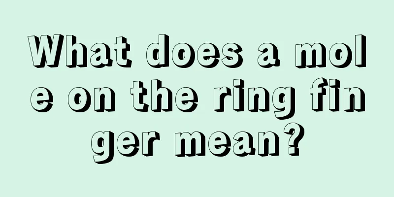 What does a mole on the ring finger mean?